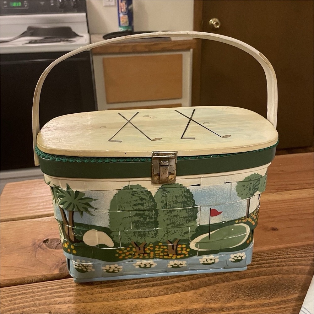 Vintage Annie Laurie Original Palm Beach basket /purse Golf Theme 1960's